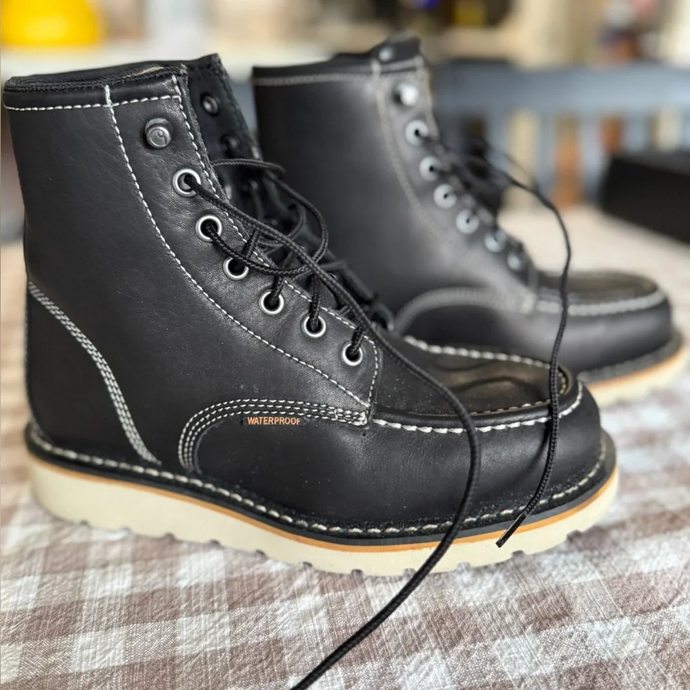 Carhartt Black Leather waterproof women's boots - Never worn size 6 - Picture 2 of 7